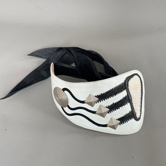 80s Wide Leather Maximalist Tie-Around Belt Boho Patchwork Studded New Wave - Picture 4 of 4